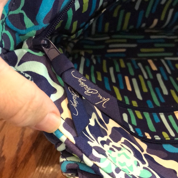 Vera Bradley iconic glenna tote. - Picture 4 of 5